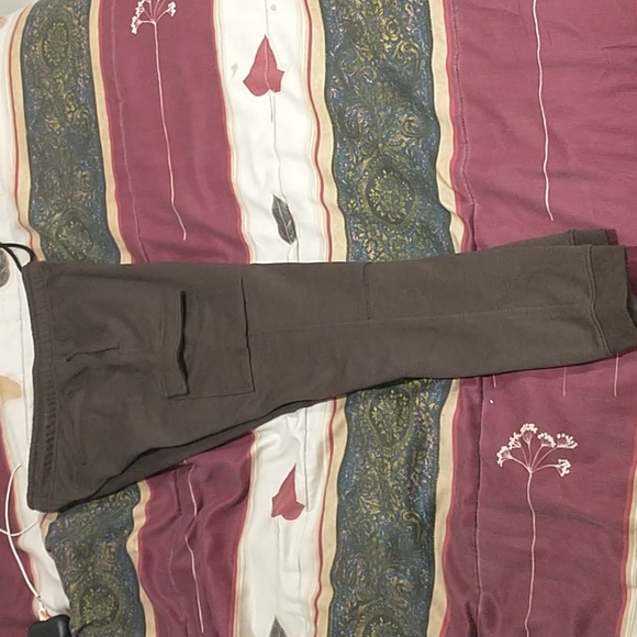Urban Planet Brown Basic cargo sweatpants - Picture 3 of 6